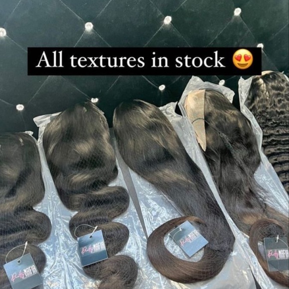 Wigs - Picture 1 of 1